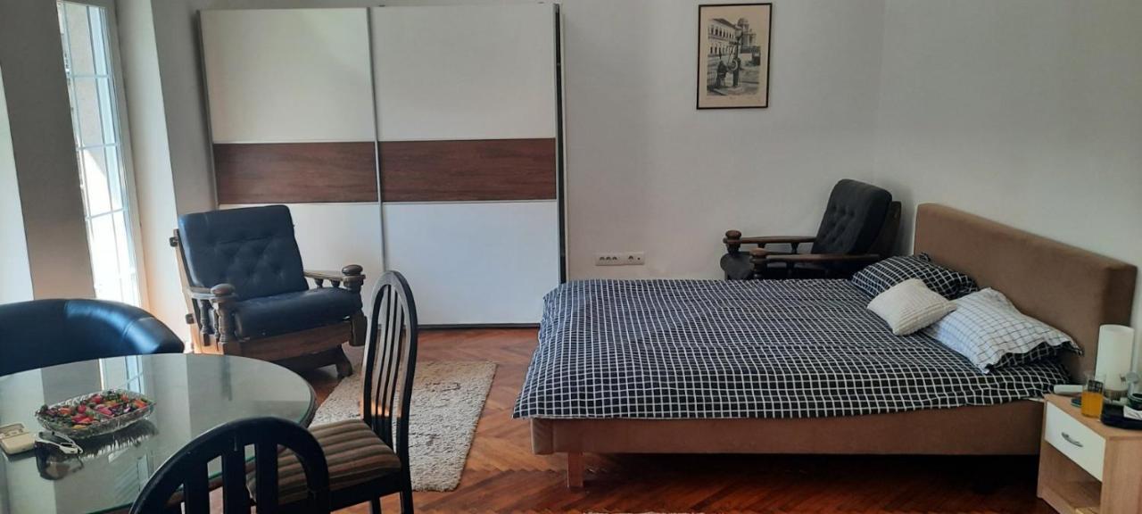 The Bridgeview Apartment Belgrade